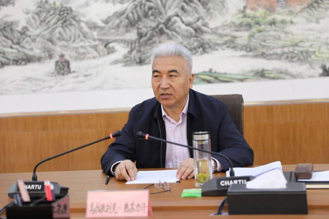 海东市召开全市党外人士代表座谈会_发展_无党派人士_中国