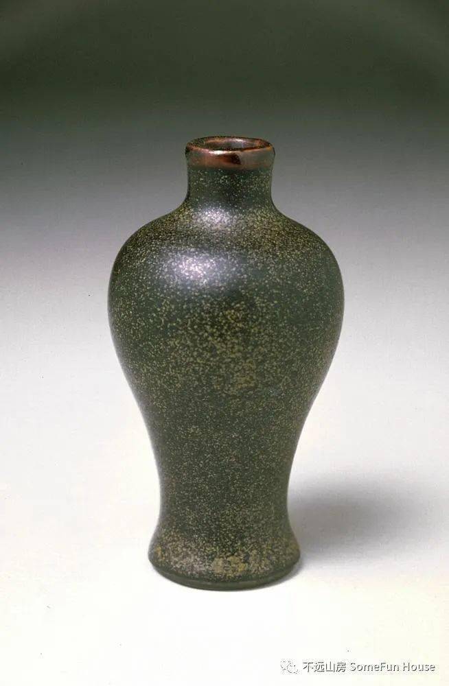 清代雍正--乾隆时期茶叶末釉瓷器_釉色_绿色_葫芦