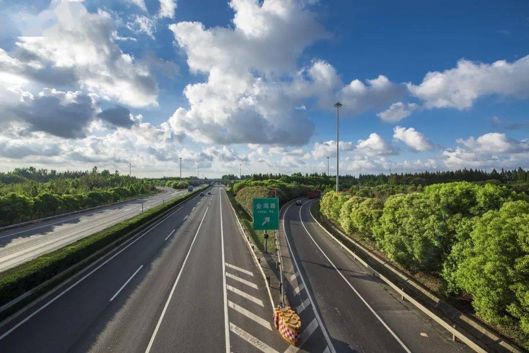 g15公路嘉金段(g1503公路-s32公路)改扩建工程北起g15-g1503立交南侧