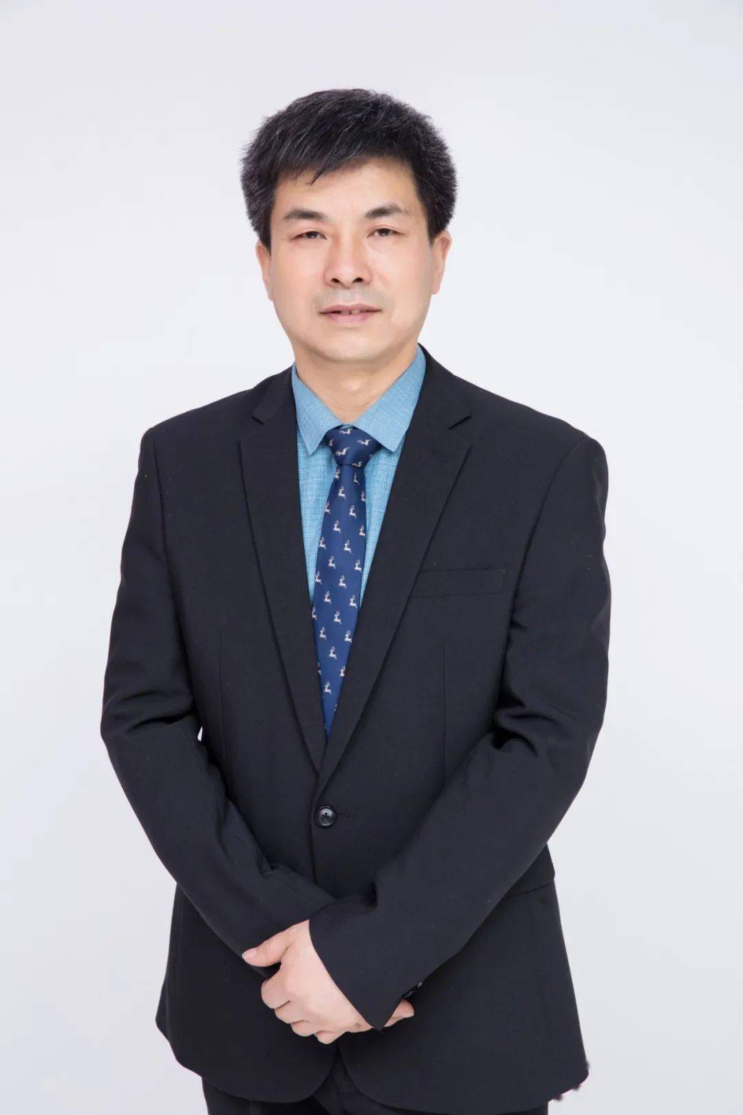 敬业奉献 古老祁连山岩画守护人刘鸿奎 助人为乐 雄心