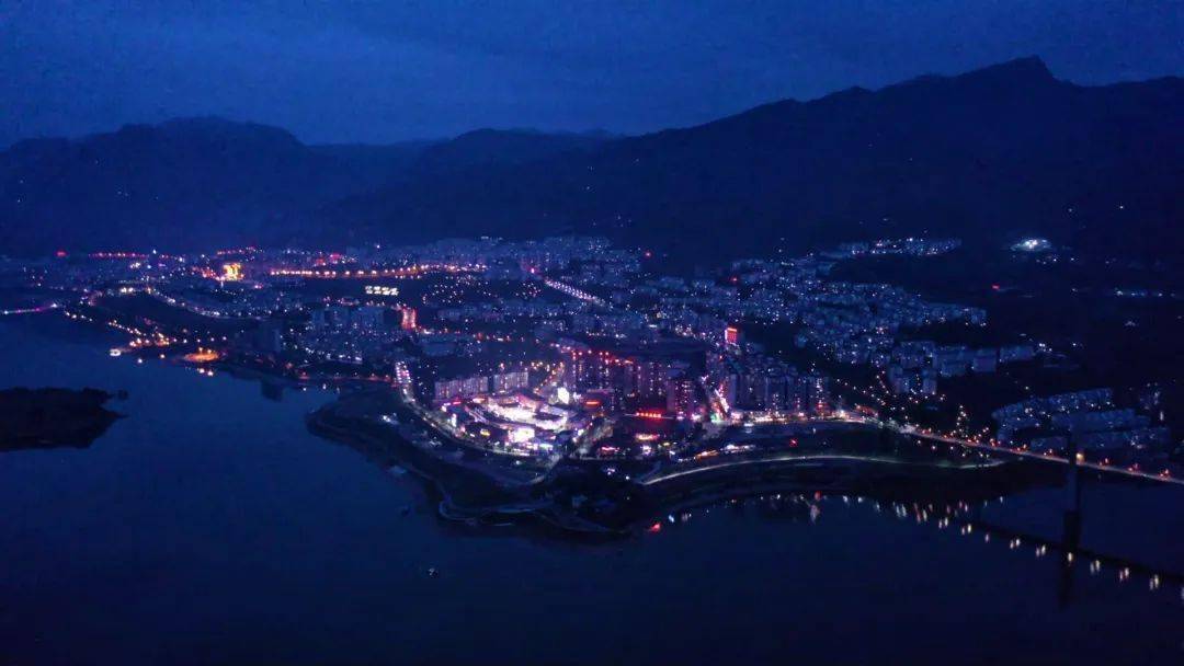 绥江夜景图片