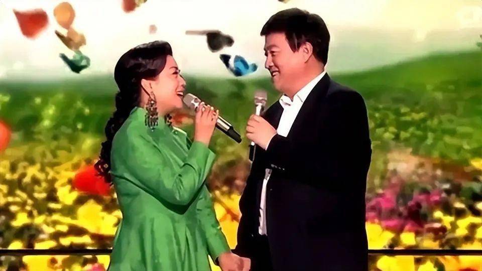 歌唱家吕继宏:63岁未婚无儿无女,却和不婚不育的张也在一起21年