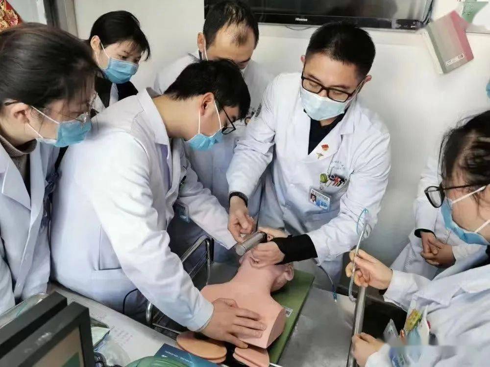 孙明医生入选"中国好医生,中国好护士"1月月度人物_宿迁_工作_患者