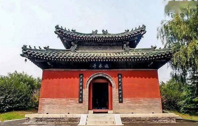 营造科普：中国古建筑营造系列——盝顶的构造_木料_隆兴寺_露天