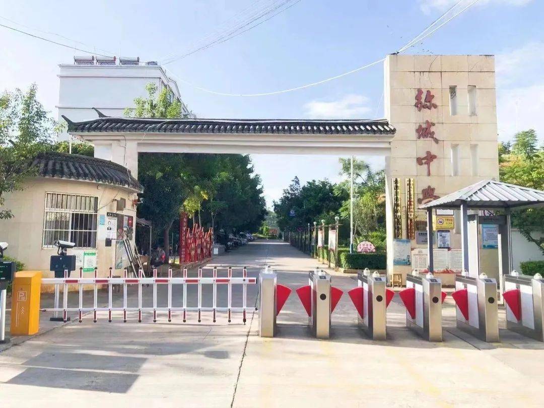 弥城中学大门▲考场安排示意图弥渡考点共设置50个考场,各位考生