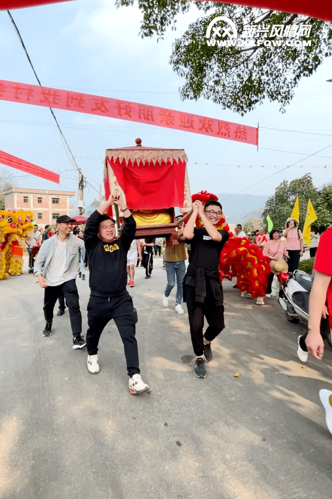 超热闹 太平榕村"走大王闹元宵"大摆300围宴席,欢聚一堂!