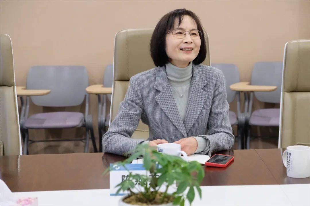 本次启动会邀请了我院护理学科带头人陈燕燕老师为我们开启2023年的