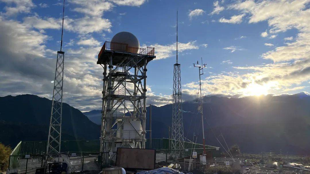 防震减灾丨阿坝州首部x波段双偏振多普勒天气雷达在九寨沟县建设完成