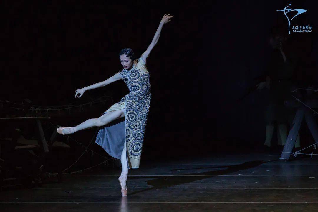 tips · 芭蕾 | 足尖上的旗袍演绎极致海派风韵,中法合作大型现代芭蕾