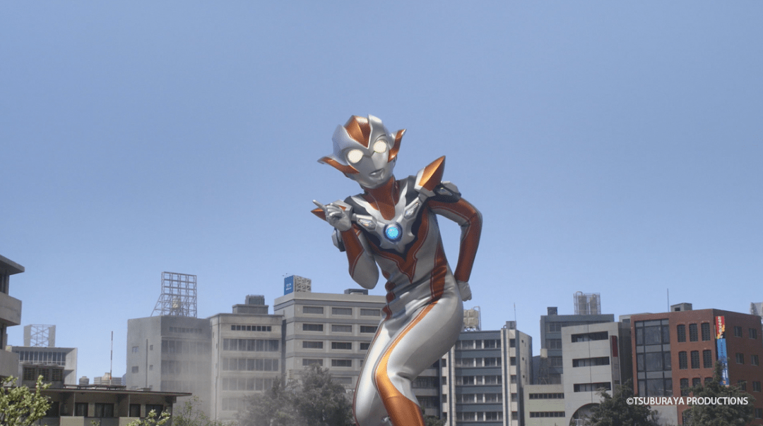 今天是凑朝阳的生日 生日快乐~happy