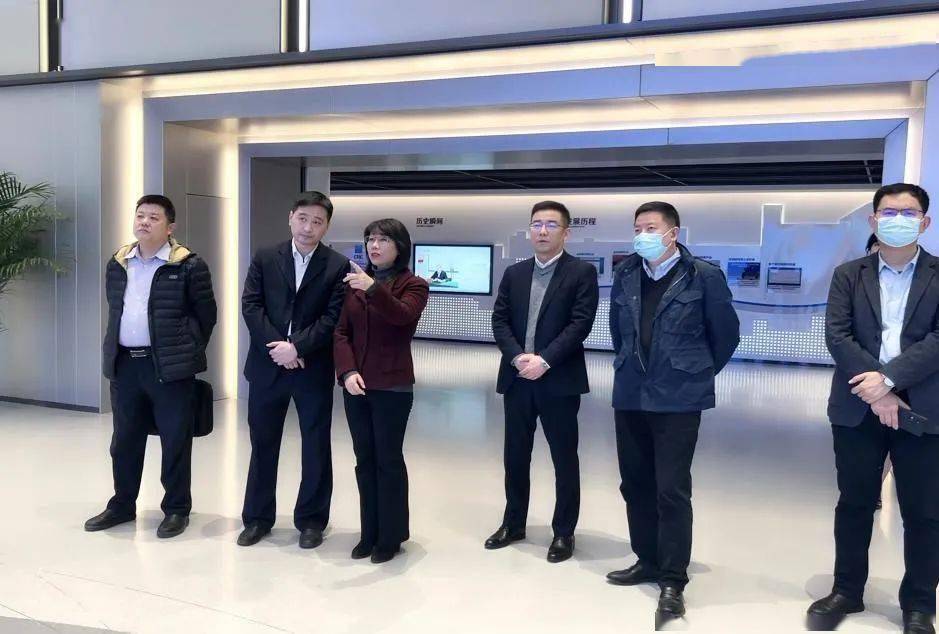 市地方金融局局长叶晓飞到武昌区调研碳金融及双碳产业暨碳金融研究院