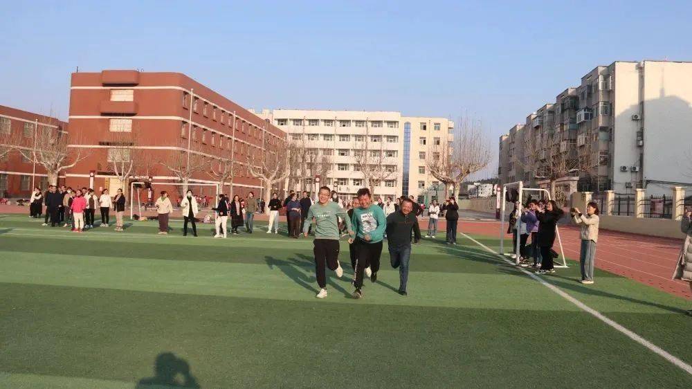 —肥城市实验小学举办庆"三八"国际劳动妇女