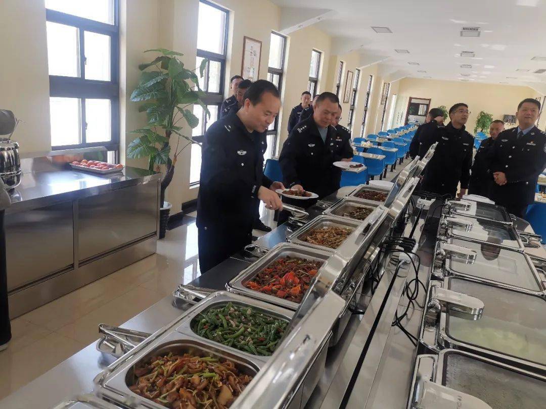 福建警察学院食堂照片图片