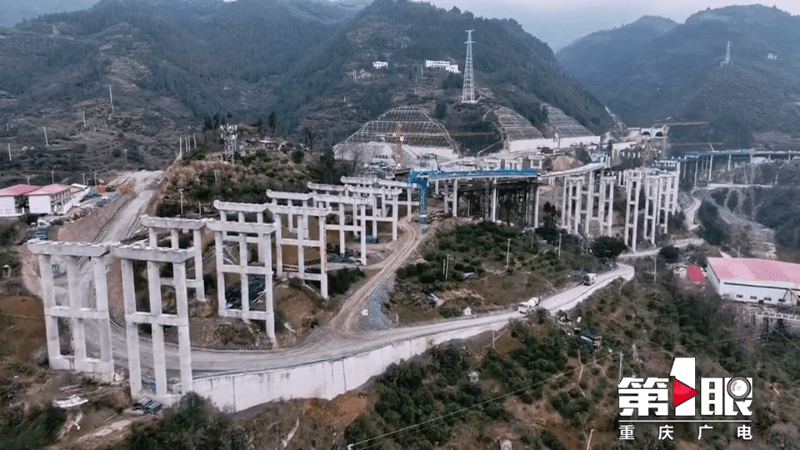 【奉建高速】巫山小营特长隧道总长度掘进突破6000米!_奉节_重庆_建始