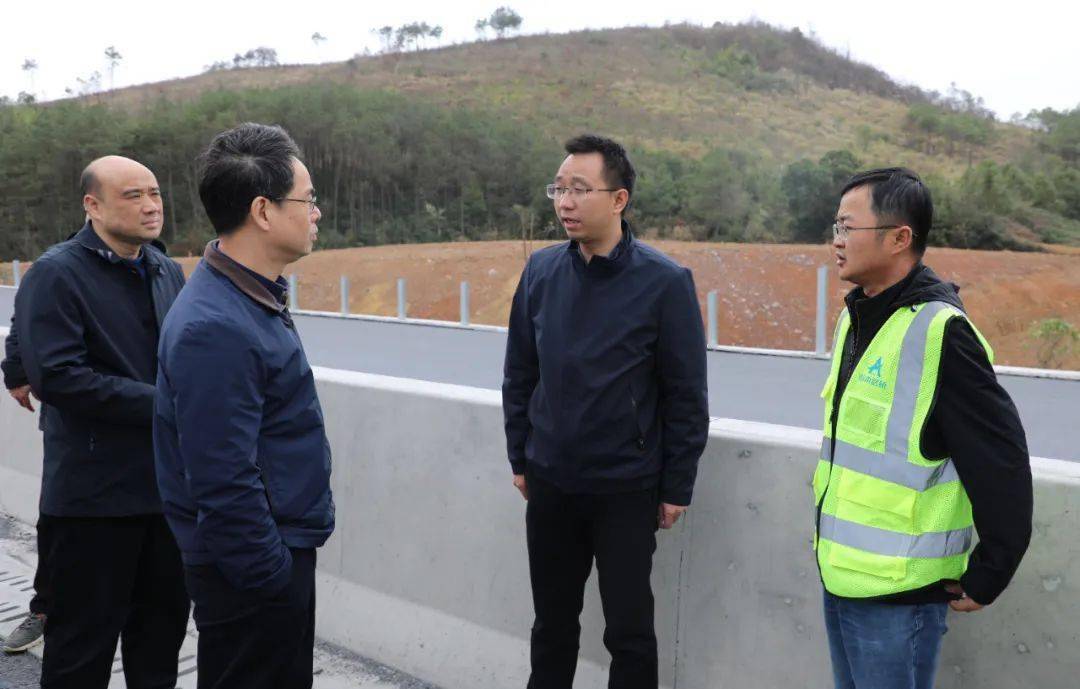 邵阳:新宁县委副书记,县长彭洪兵调研督导白新等高速公路项目建设工作