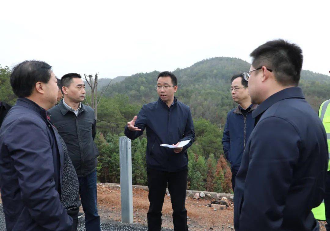 邵阳:新宁县委副书记,县长彭洪兵调研督导白新等高速公路项目建设工作