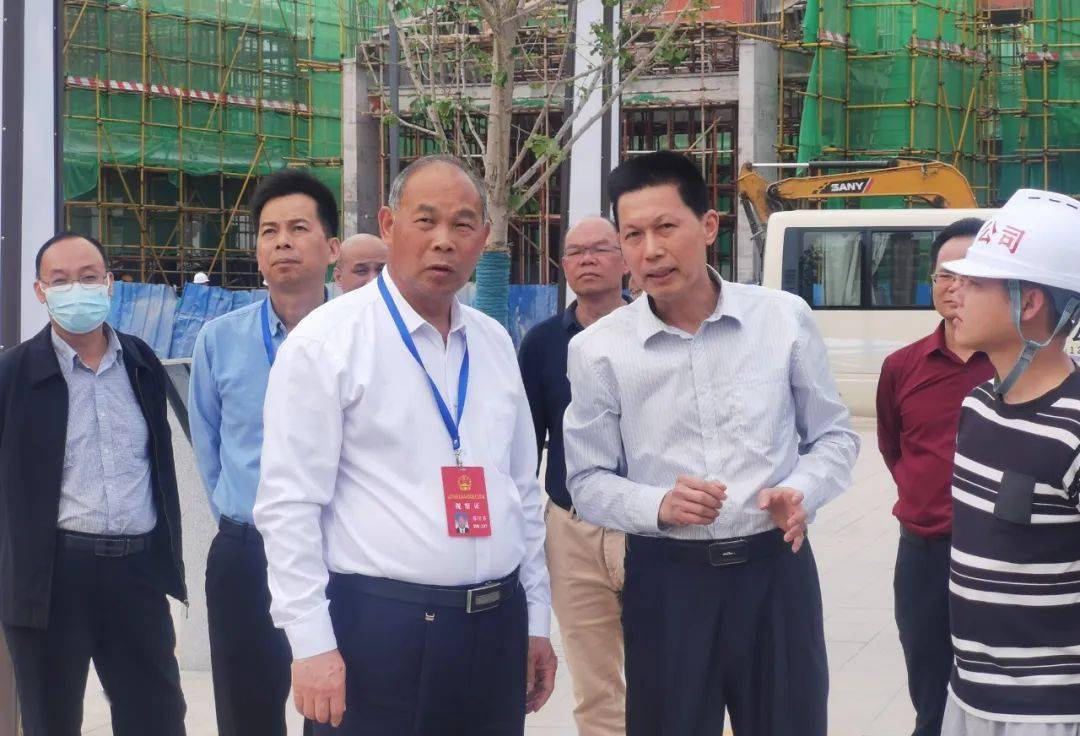 罗定市人大常委会副主任蔡成家,副市长谭树才参加调研.