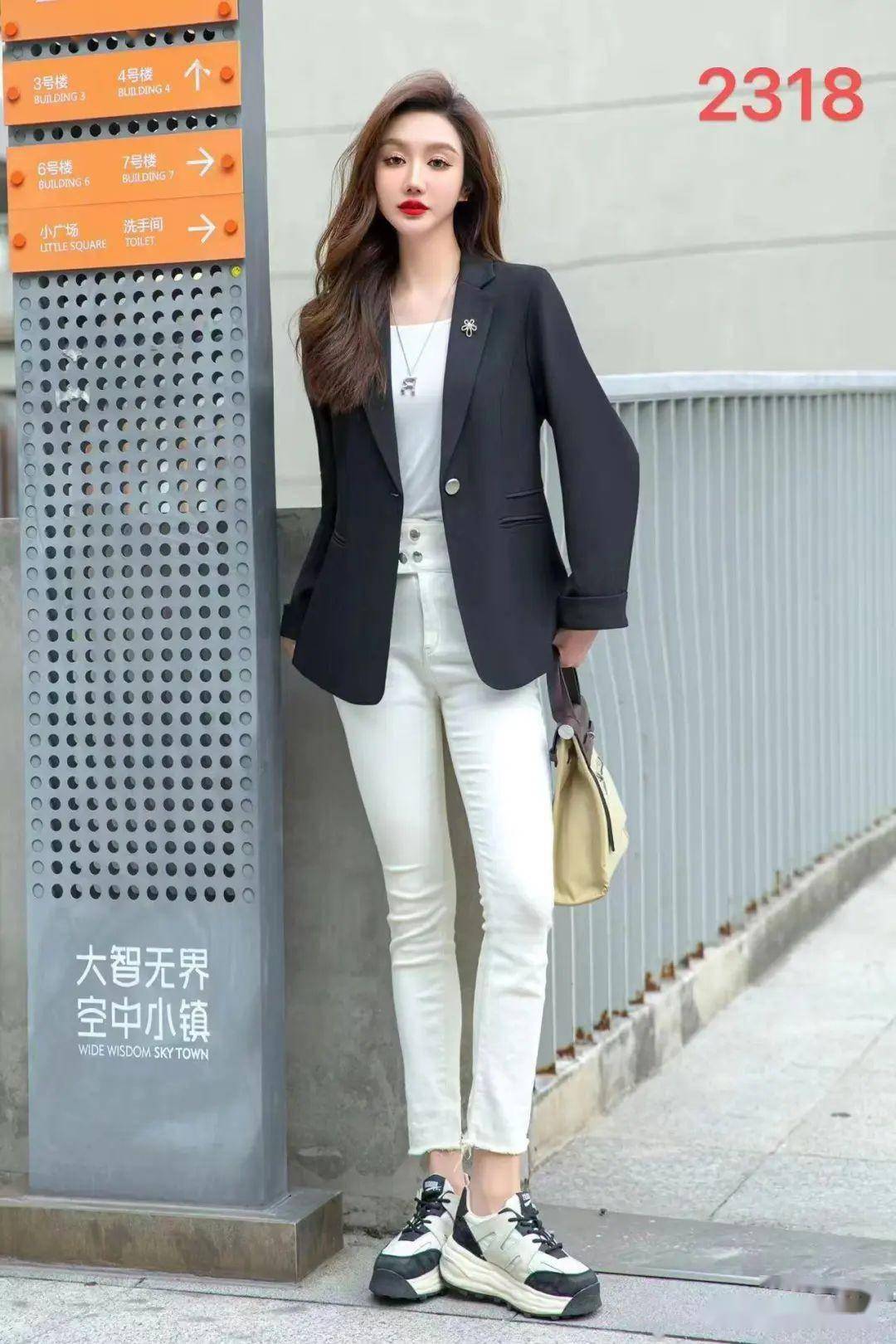 邯山商场 vvfushi 春款穿搭合集丨万里晴空,惬意畅游!_违规_图文_侵权