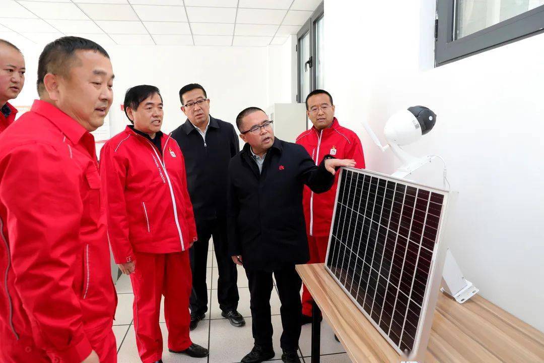 李文明深入七里村采油厂调研指导工作_生产_要求_建设