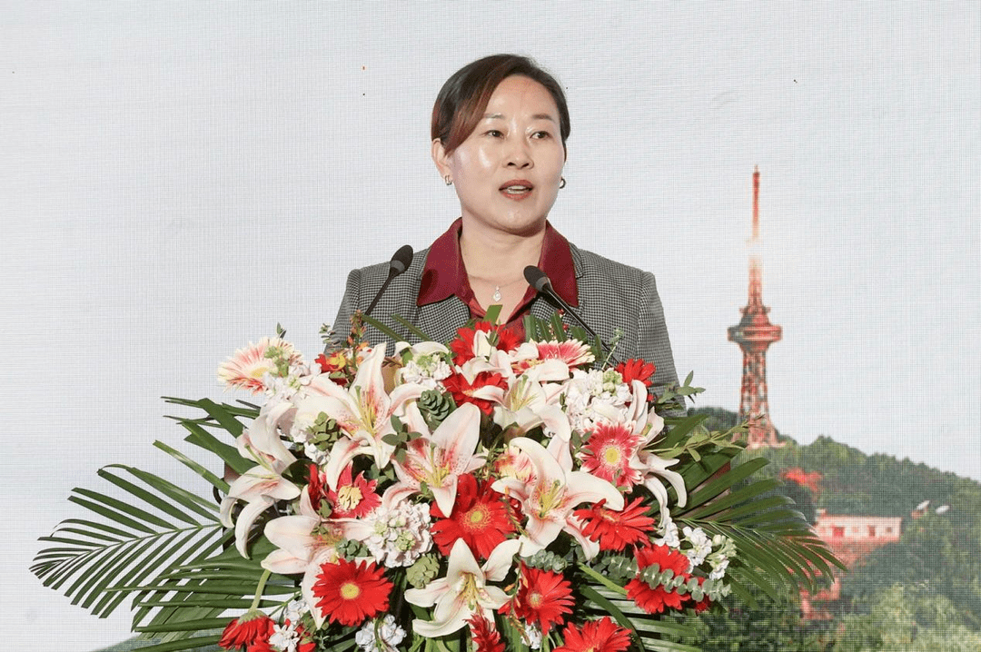 广德市人民政府副市长江晓华致辞广德市人民政府副市长江晓华在致辞时