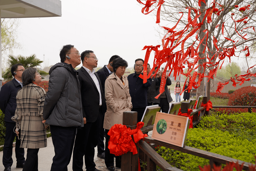 头条| 徐州市人大常委会副主任李燕来湖调研_文化_建设_群众