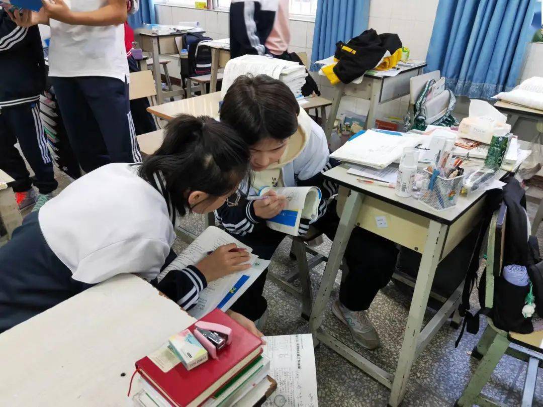 班级风采展||扬帆远行 不负年少 ——市七中高三(31)班_个性_大家庭