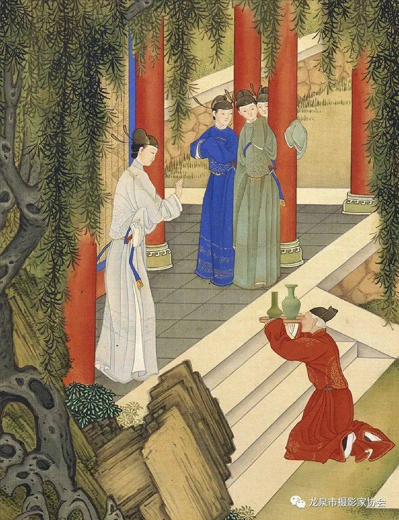 《女中尧舜》(局部)61 盘口瓶等《女中尧舜》为清代画家焦秉贞