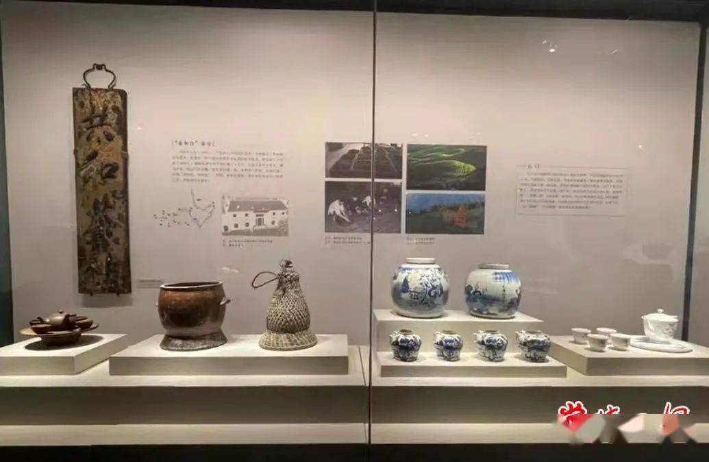 石门县博物馆选送的清代泰和合茶号青花盖罐石门县曾是万里茶道重要的