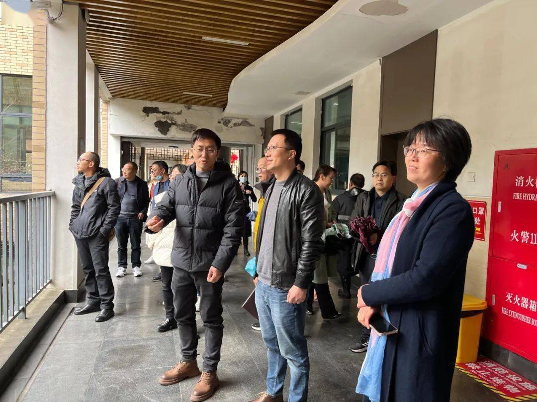 春雨相邀话教育 未来共约促发展——记乾潭中学来我校参观交流_作业