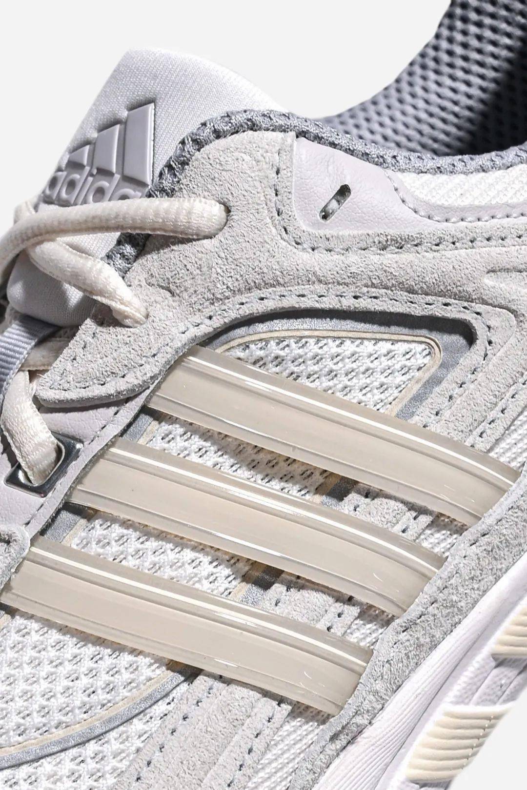 粗犷不羁|adidas originals response cl 限量发售