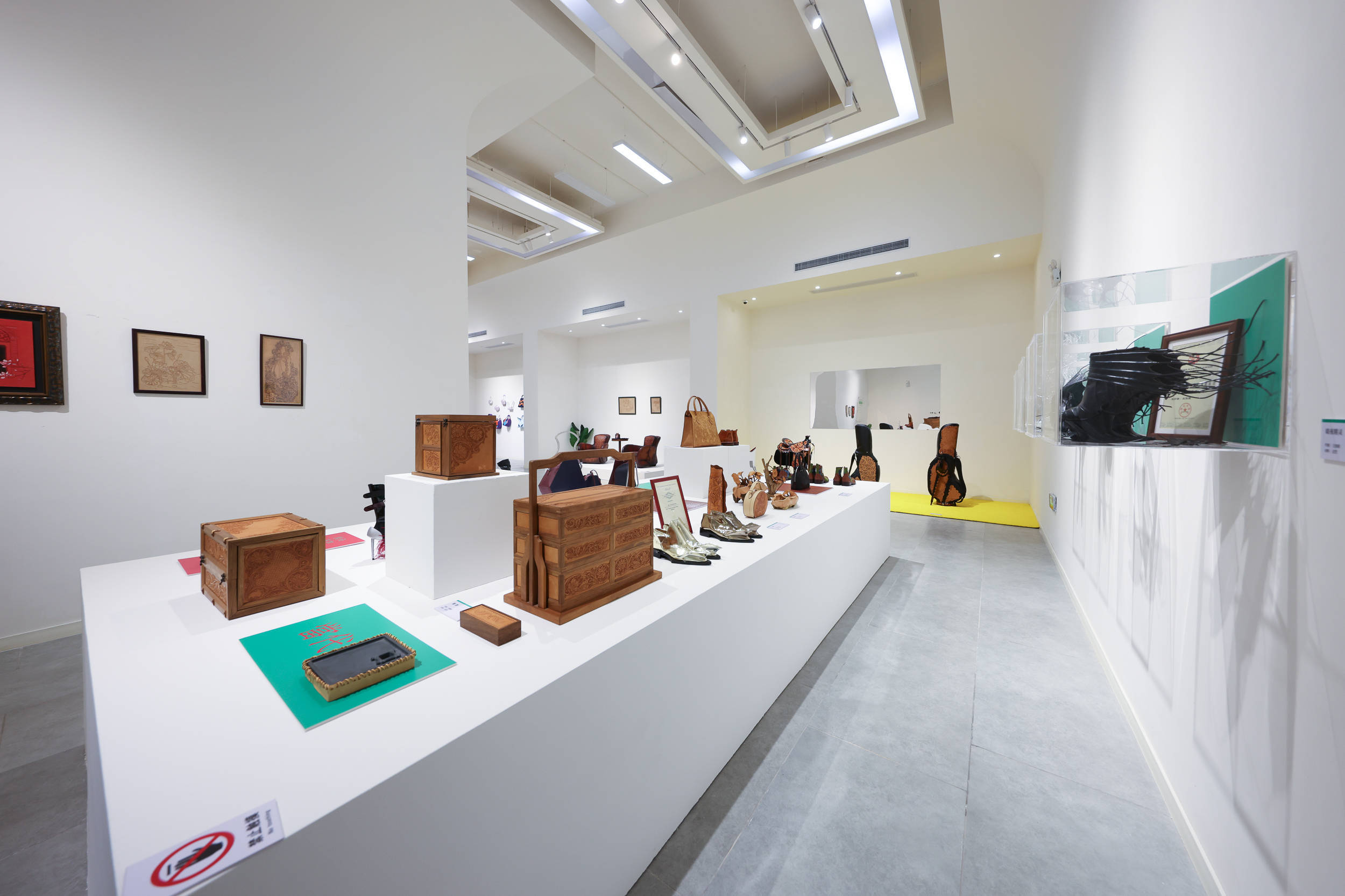 "非遗"融入海派风情,百余件展品展示上海工艺美院师生探索