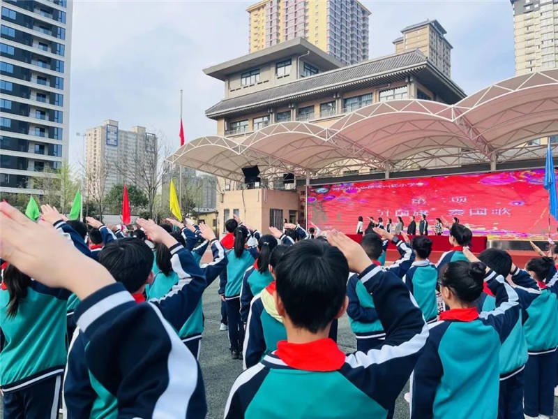 未央区大白杨小学春季田径运动会开幕_裁判长_全体师生_进行曲