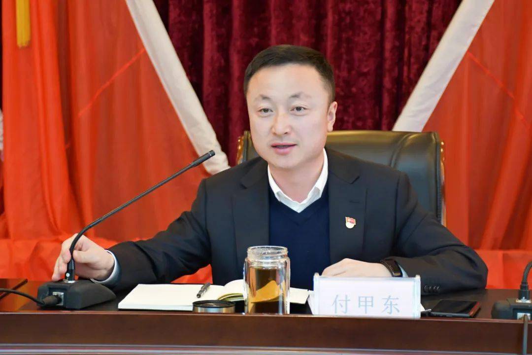 经理付甲东,八五六农场有限公司党委委员,八五六分公司副总经理张东华