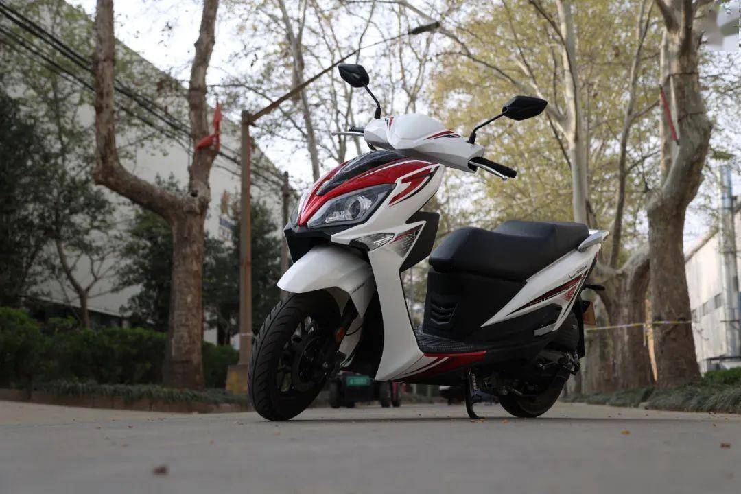 大阳vrs150售12980元起|双缸踏板及350级v缸巡航等新品首次曝光_搜狐