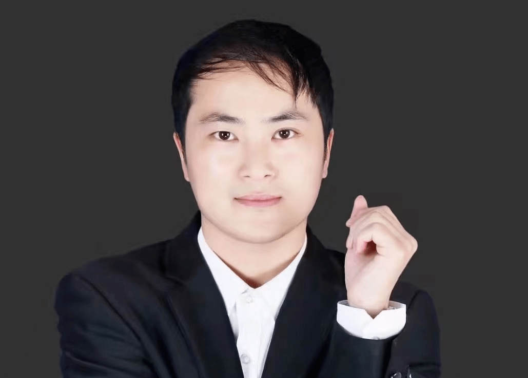 67【优秀教师风采】尚上书画院书法老师—吴超:笔下生花_孩子_能力