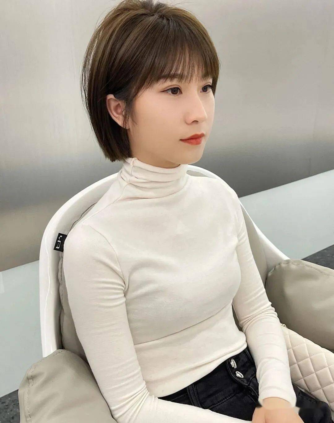 奶茶味妹妹短发呀~
