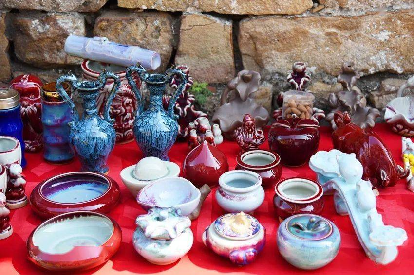 文章摘选自《中国彩61神垕镇》返回搜狐,查看更多