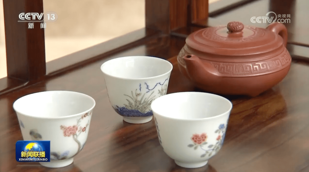 “彩瓷”茶、瓷、绣、画……中法元首广州会晤的岭南元素