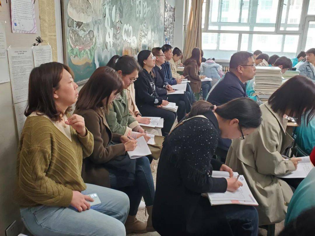 【阳泉一中】矢志笃行立芳华,奋楫搏浪展风采——我校举办青年教师