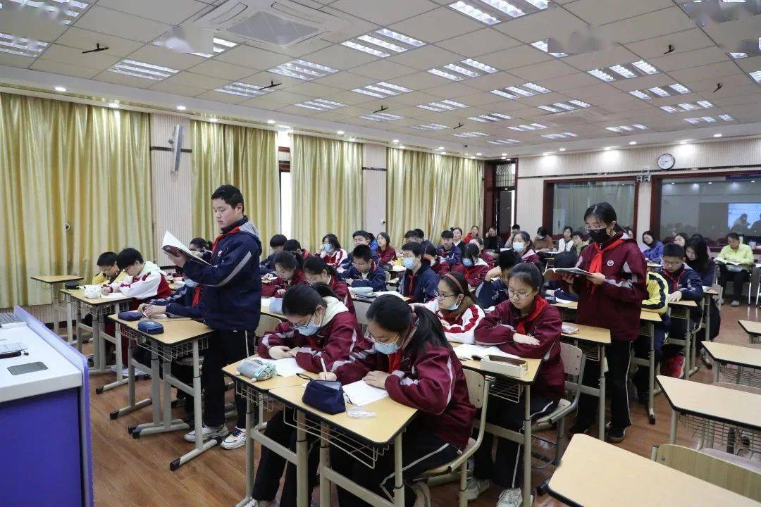 育秀实验中学图片