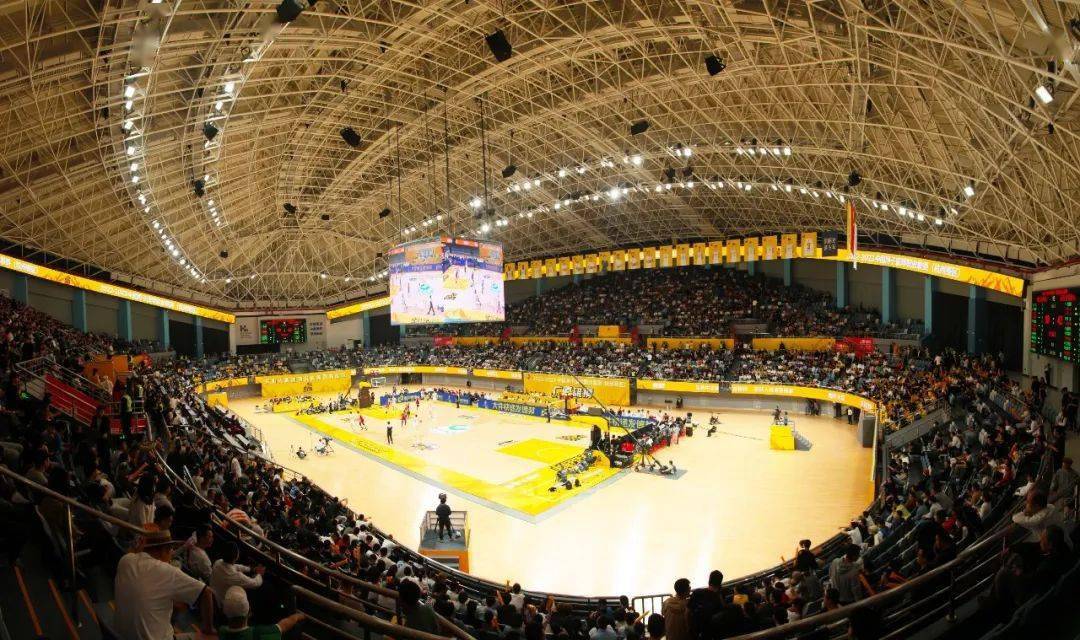 跟黄龙看cba | 当"阳光"燃爆体育馆_江东_球迷_比赛