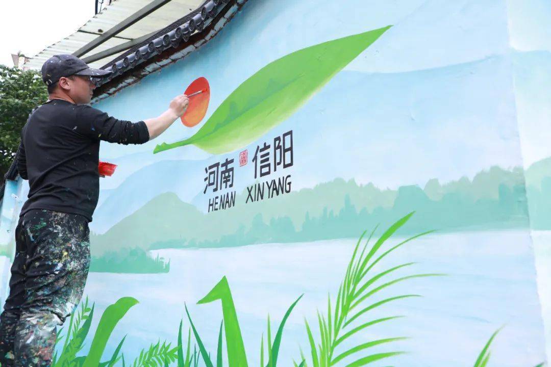 这让浉河区民权街道辖区张李湾小区路的群众喜上眉梢.