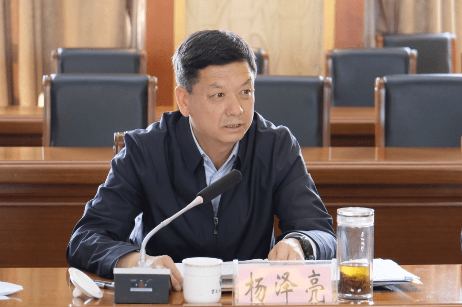 大理州副州长杨泽亮带队到云南中医药大学进行校地合作交流_发展史