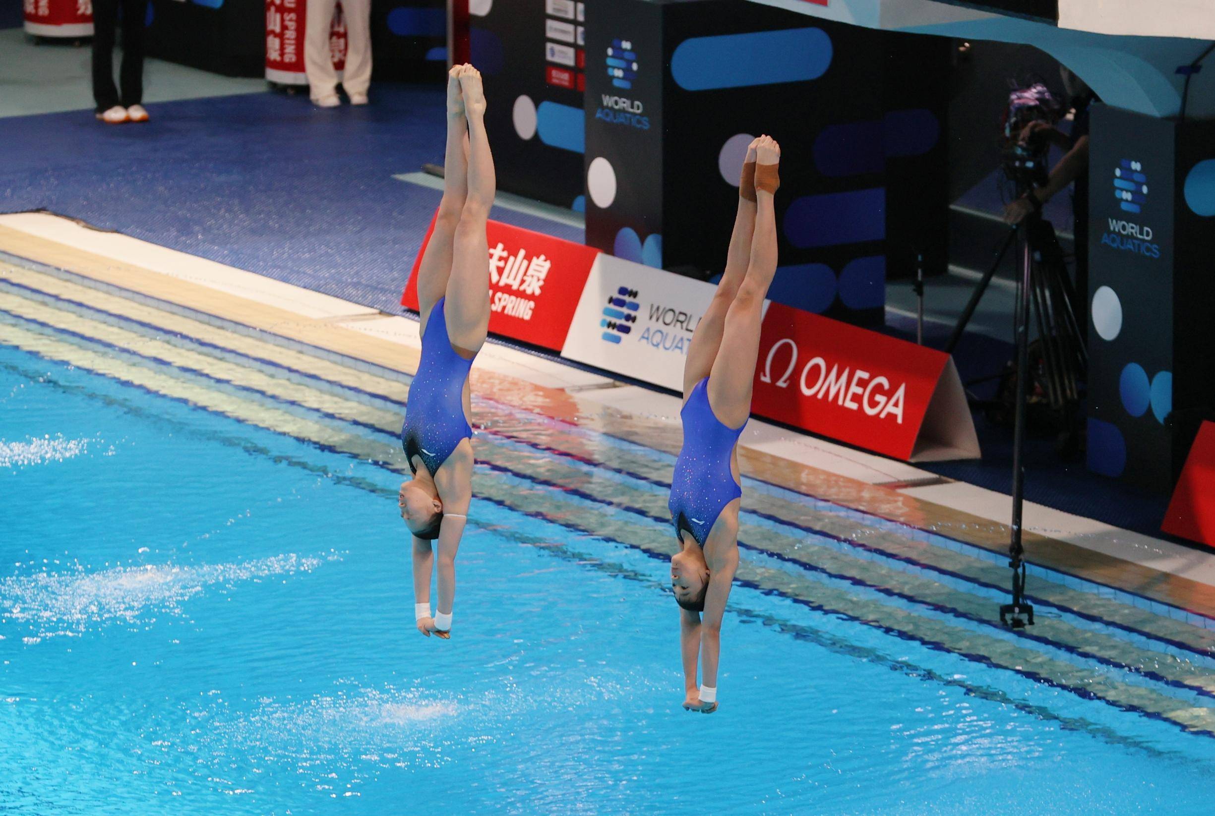 跳水世界杯中国首金图片