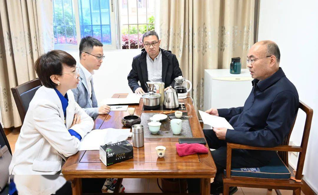 潘俏黎副主委走访晋安区委统战部并召开晋安区工委骨干党员座谈会