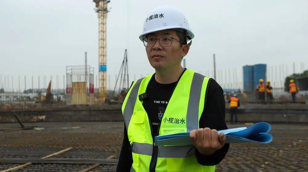 走近"最美建设者" 汲取榜样力量_小榄_改造_李嘉淇