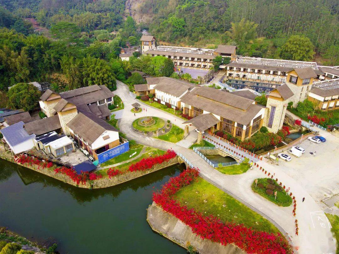 【惠州】博罗怡情谷温泉酒店~入住主楼客房,爽泡温矿泉,早餐 烧烤套餐