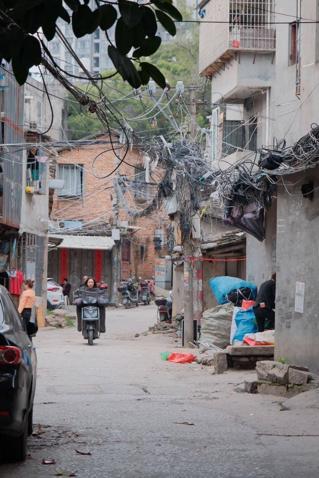 本届福州人,还是选择了拜财神 | 暴走福州_后山_四川_蜡烛