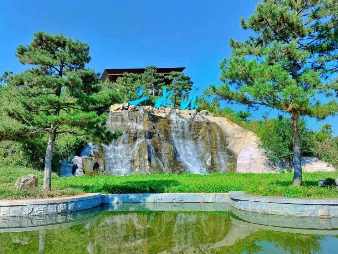 三水源生态旅游度假区也迎来了徐徐暖风吹绽了樱花