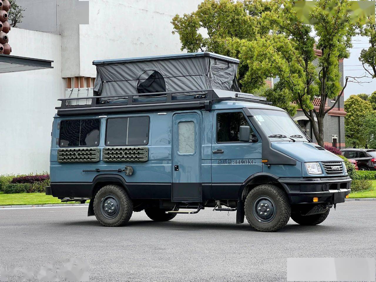 新星依维柯2045露营房车,四驱带两把差速锁,懂得自然懂